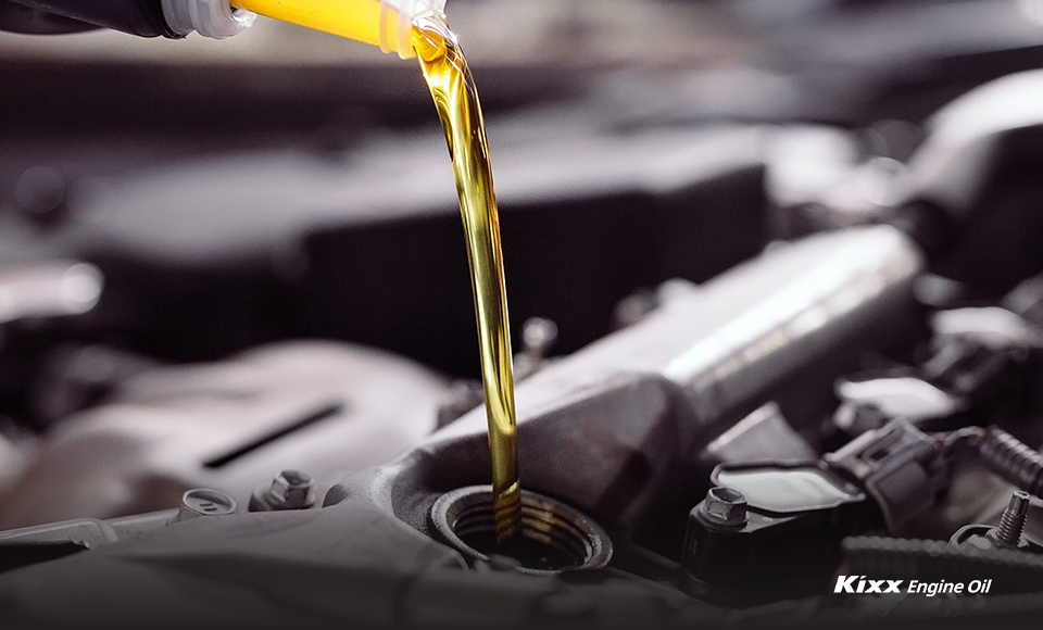 A high-grade, quality tested Kixx engine oil maintains the best performance for the vehicle 