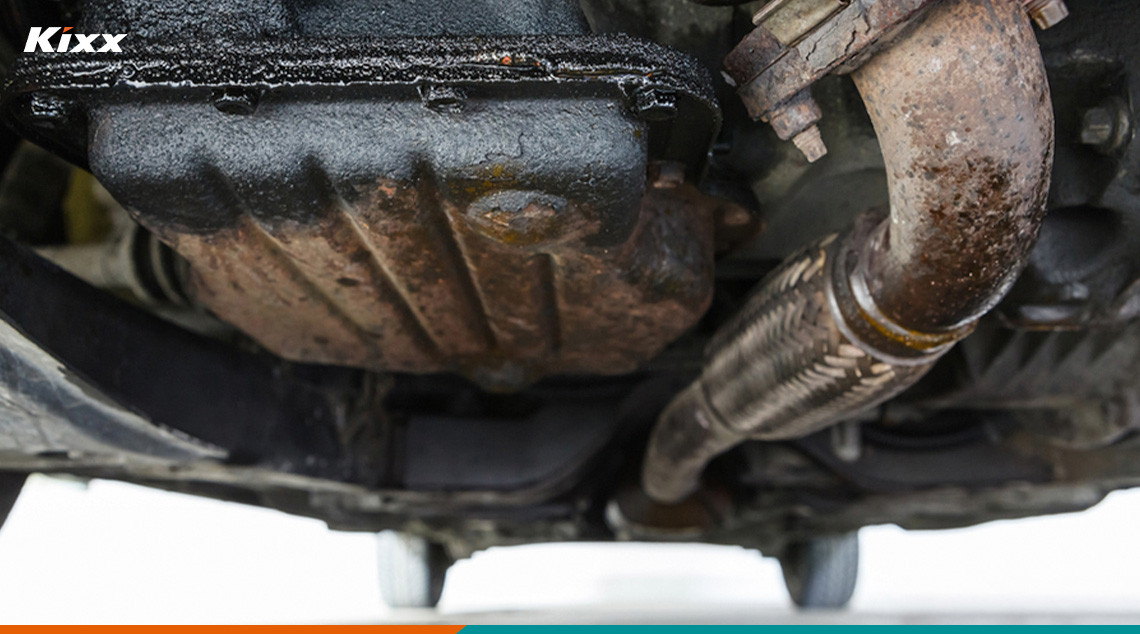 Signs of oil stains under car which can be a warning sign of oil leaks