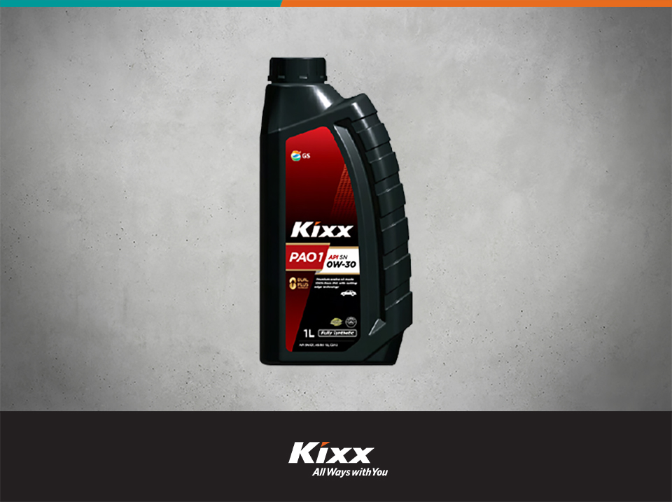 Kixx PAO 1 engine oil, a high-quality oil made from 100% PAO base oil
